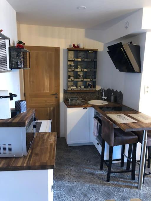 Sejour Detente Au Coeur De Macon Spa,Cine,Bouteille Offerte Esterno foto