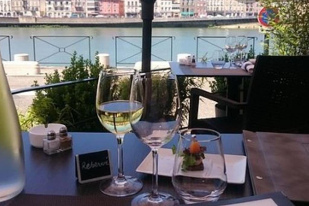 Sejour Detente Au Coeur De Macon Spa,Cine,Bouteille Offerte Esterno foto
